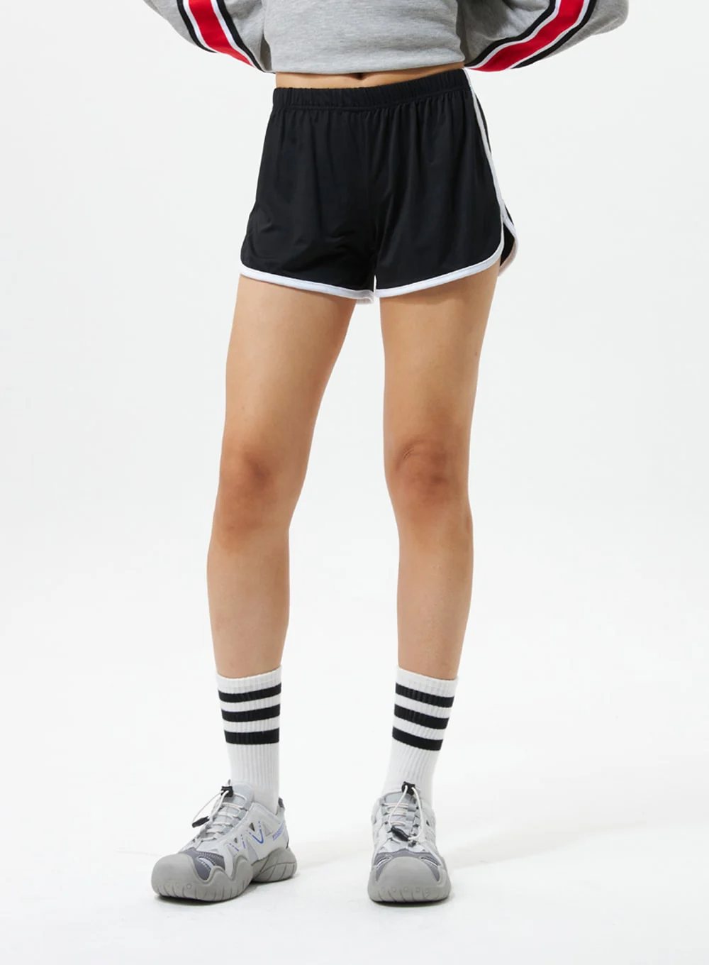 Activewear Shorts IS322 - Image 2