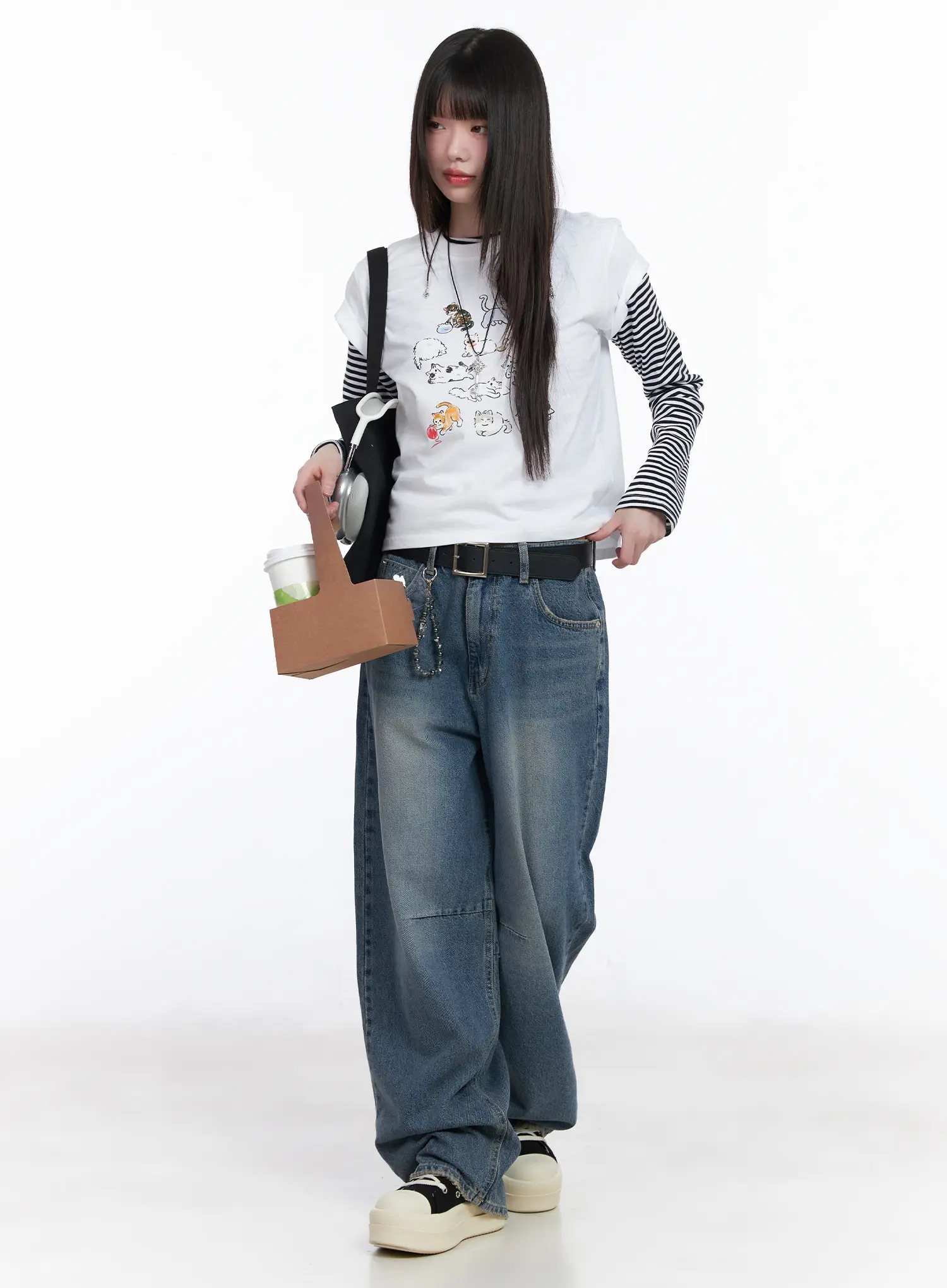 Ainslie Classic Wide-Fit Jeans CM526