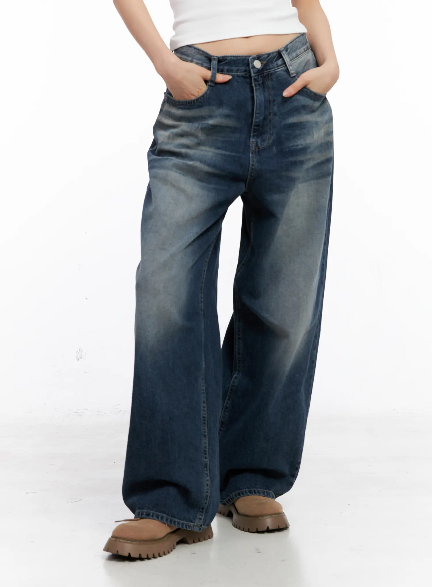 Aisha Washed Baggy Jeans CC1109 - Image 9