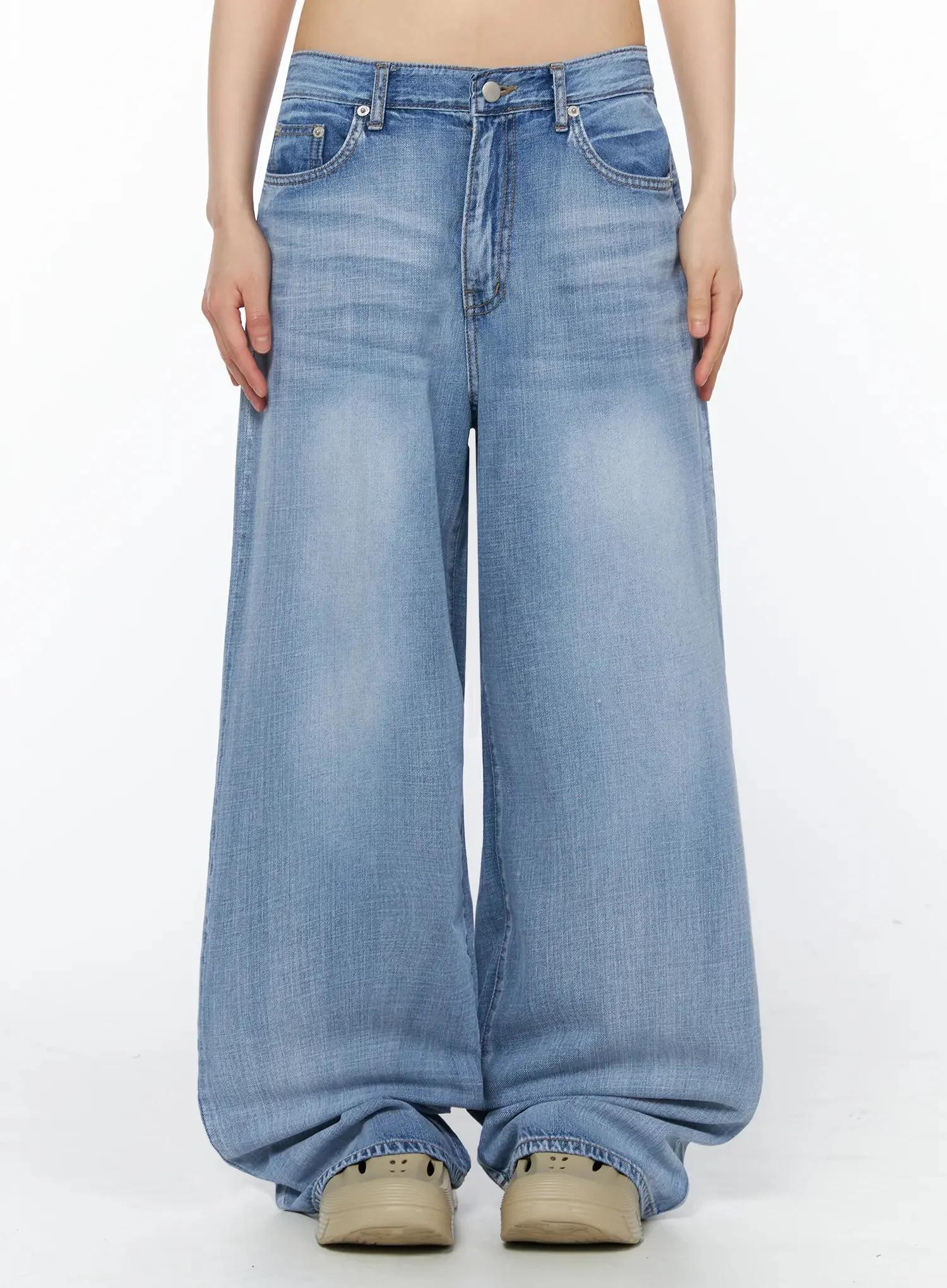Alix Wide Leg Jeans IY525