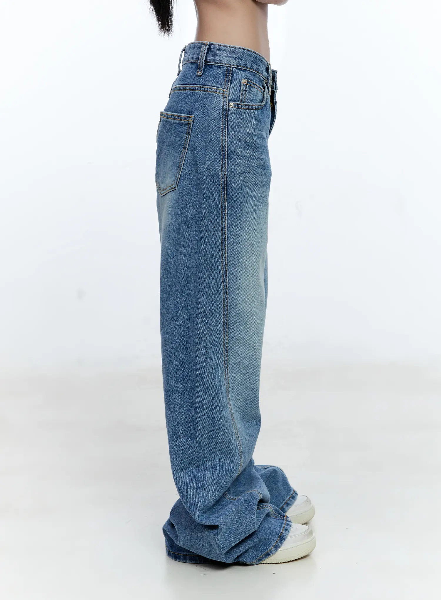 Ana Wide-Leg Denim Jeans CG507 - Image 5
