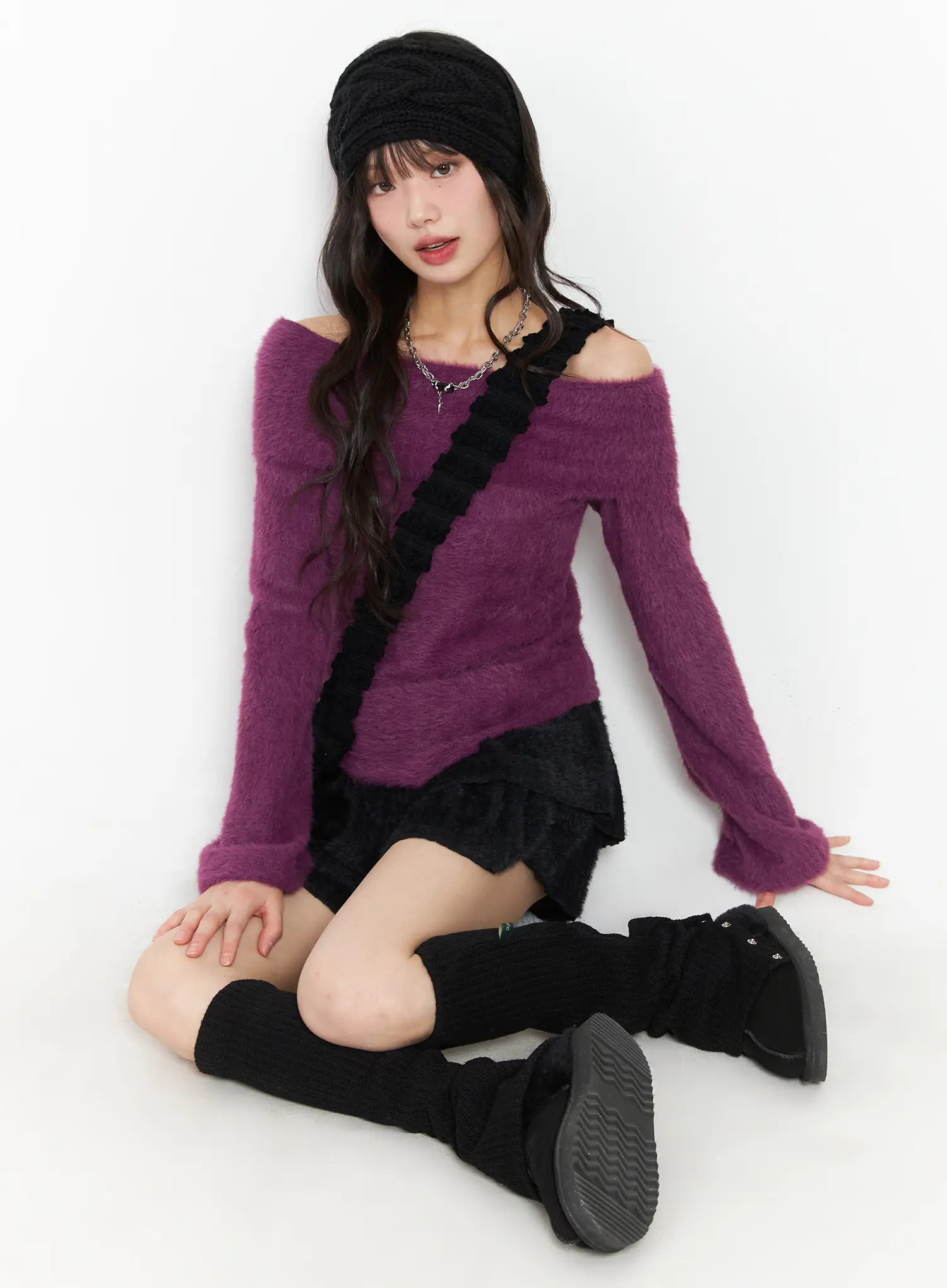 Angora Off-Shoulder Long Sleeve Tee CJ501