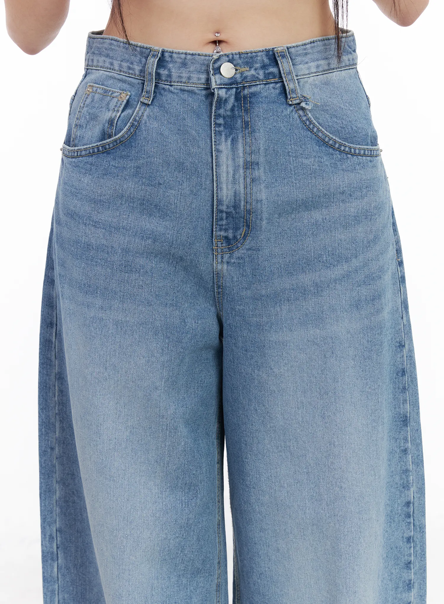 Ariyah High-Waist Baggy Jeans CM512 - Image 8