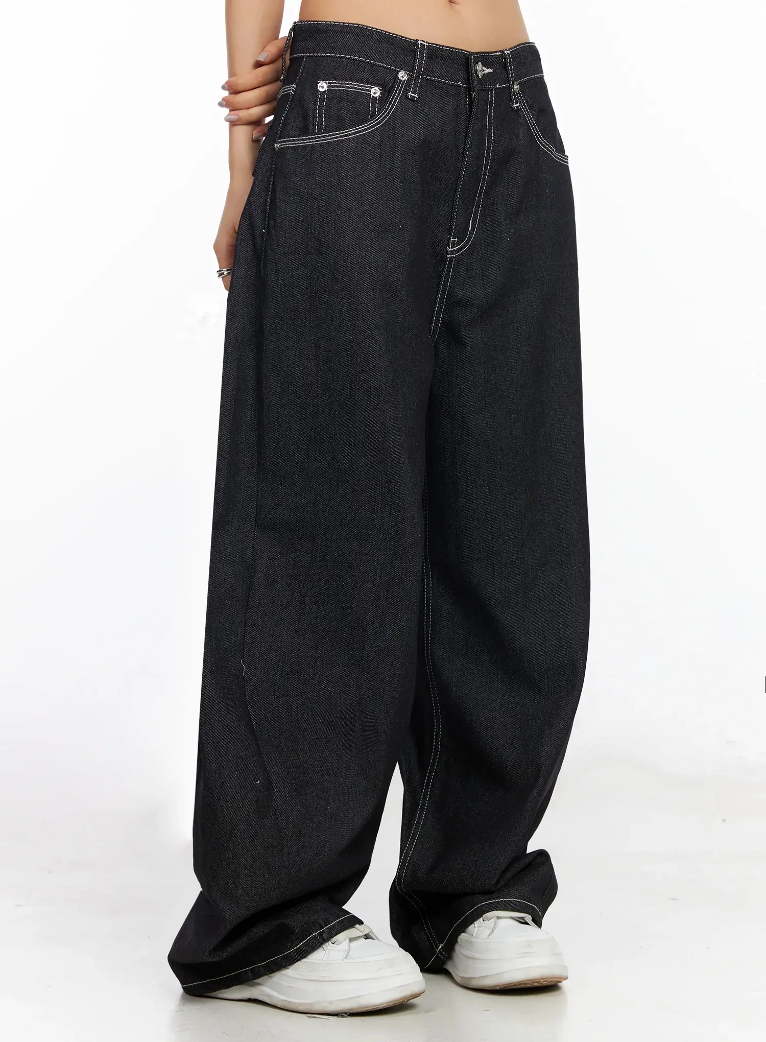 Arlet Wide-Leg Black Jeans CA513 - Image 6