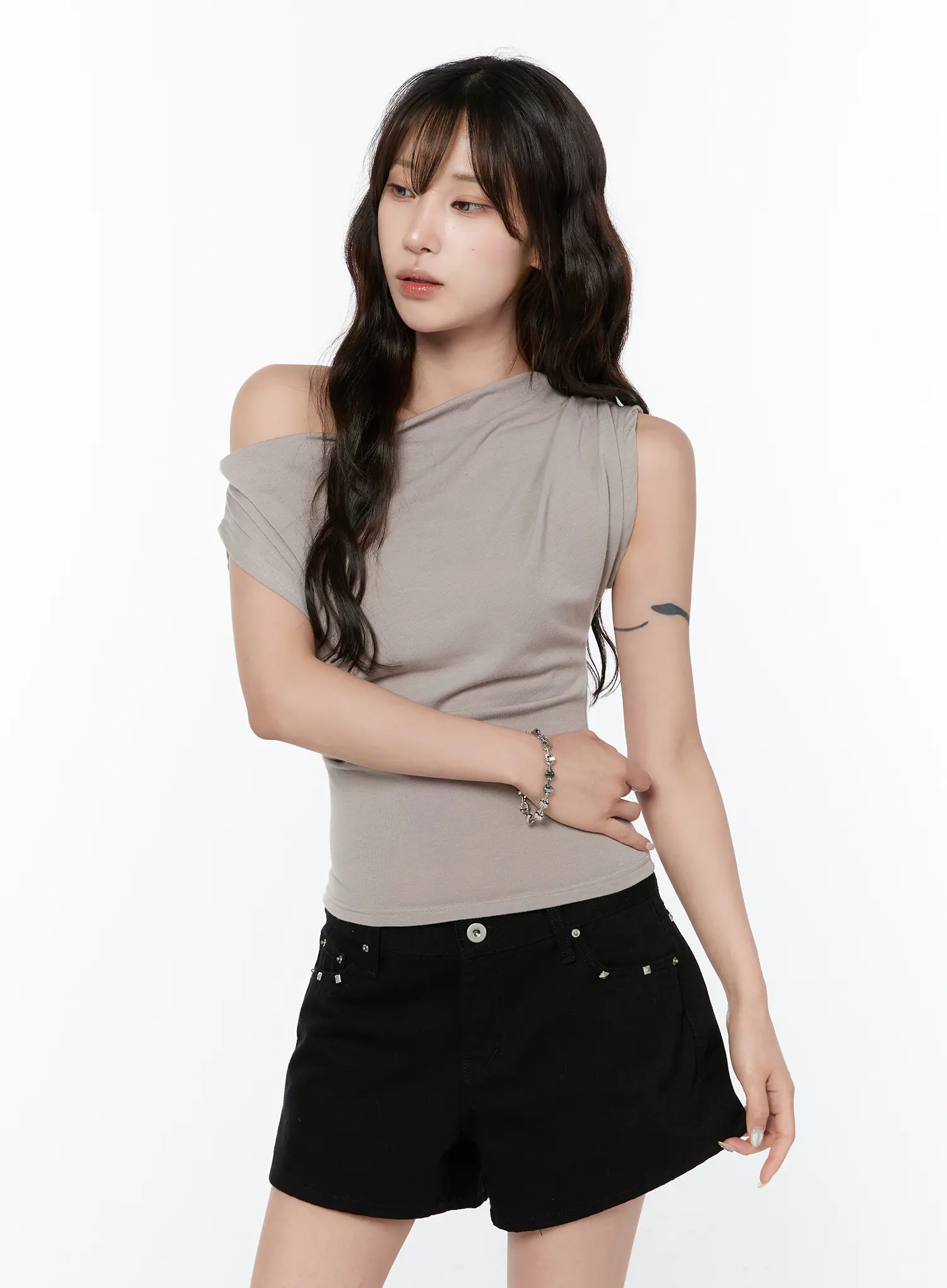 Asymmetric Off-Shoulder Tee CY514 - Image 6