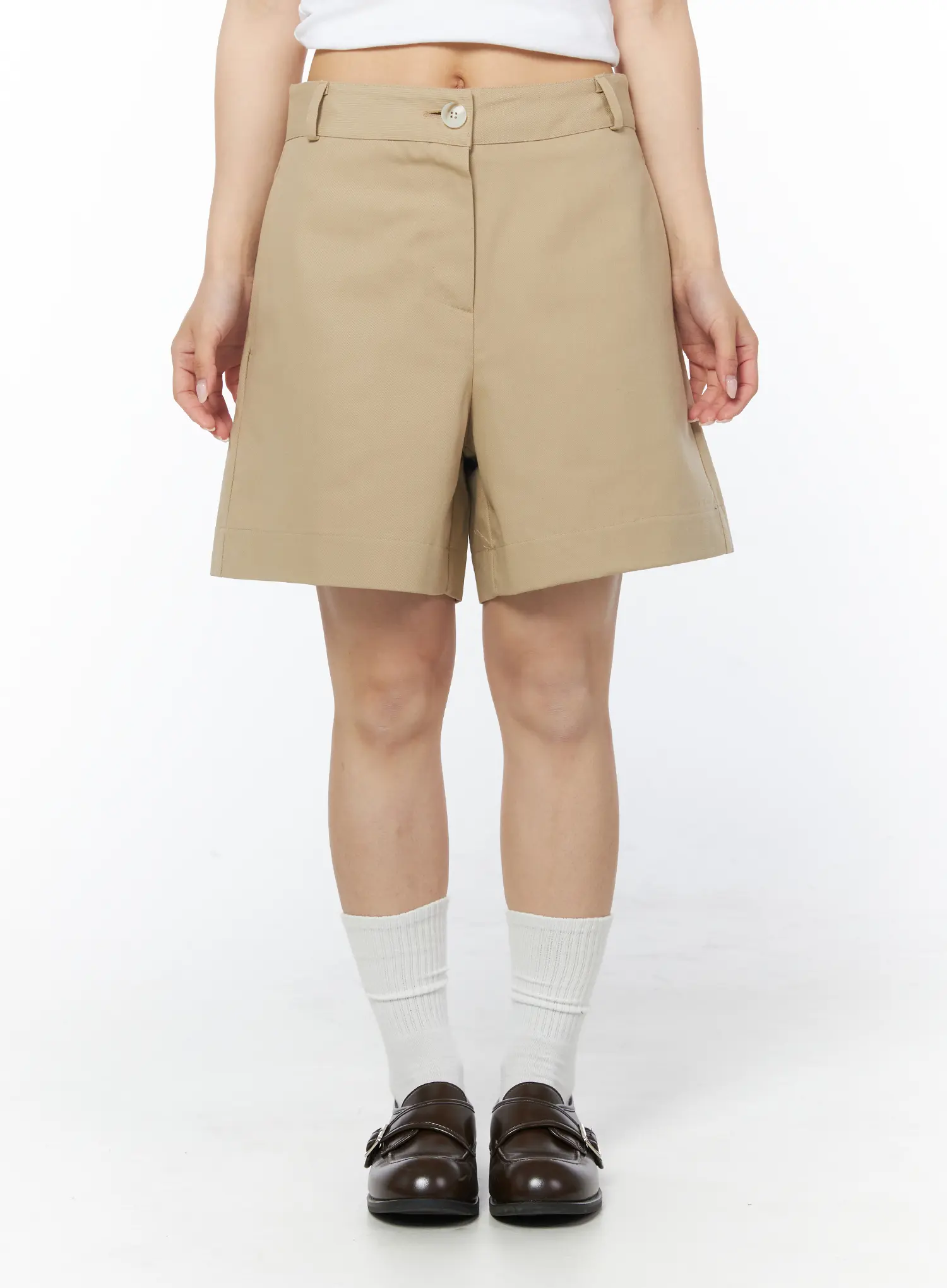 Basic Mid-Length Shorts CY522 - Image 10