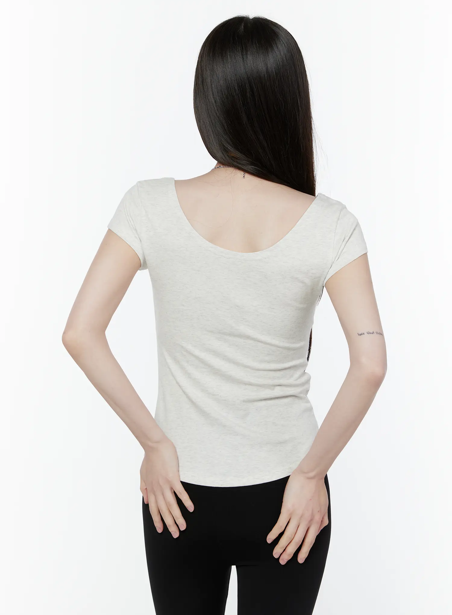 Basic Scoop Neck Short Sleeve Tee CU508 - Image 8