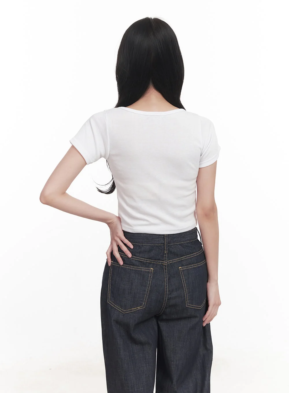 Basic Slim-Fit Crop Top CA510 - Image 4
