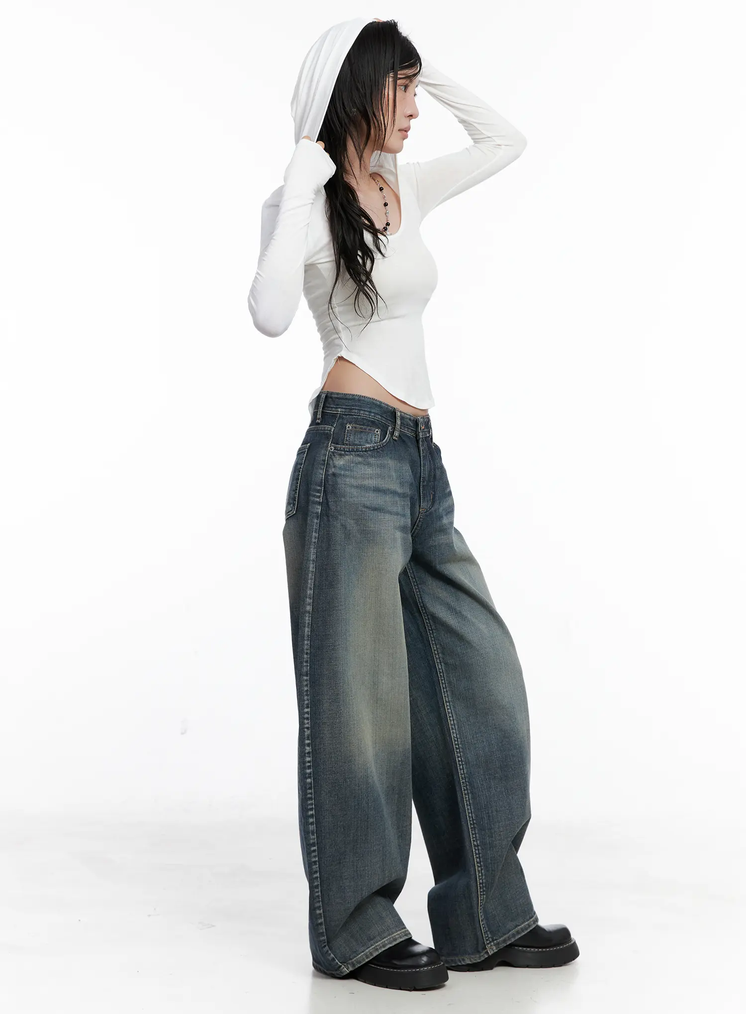 Basic Slim Fit Hoodie CS526 - Image 4