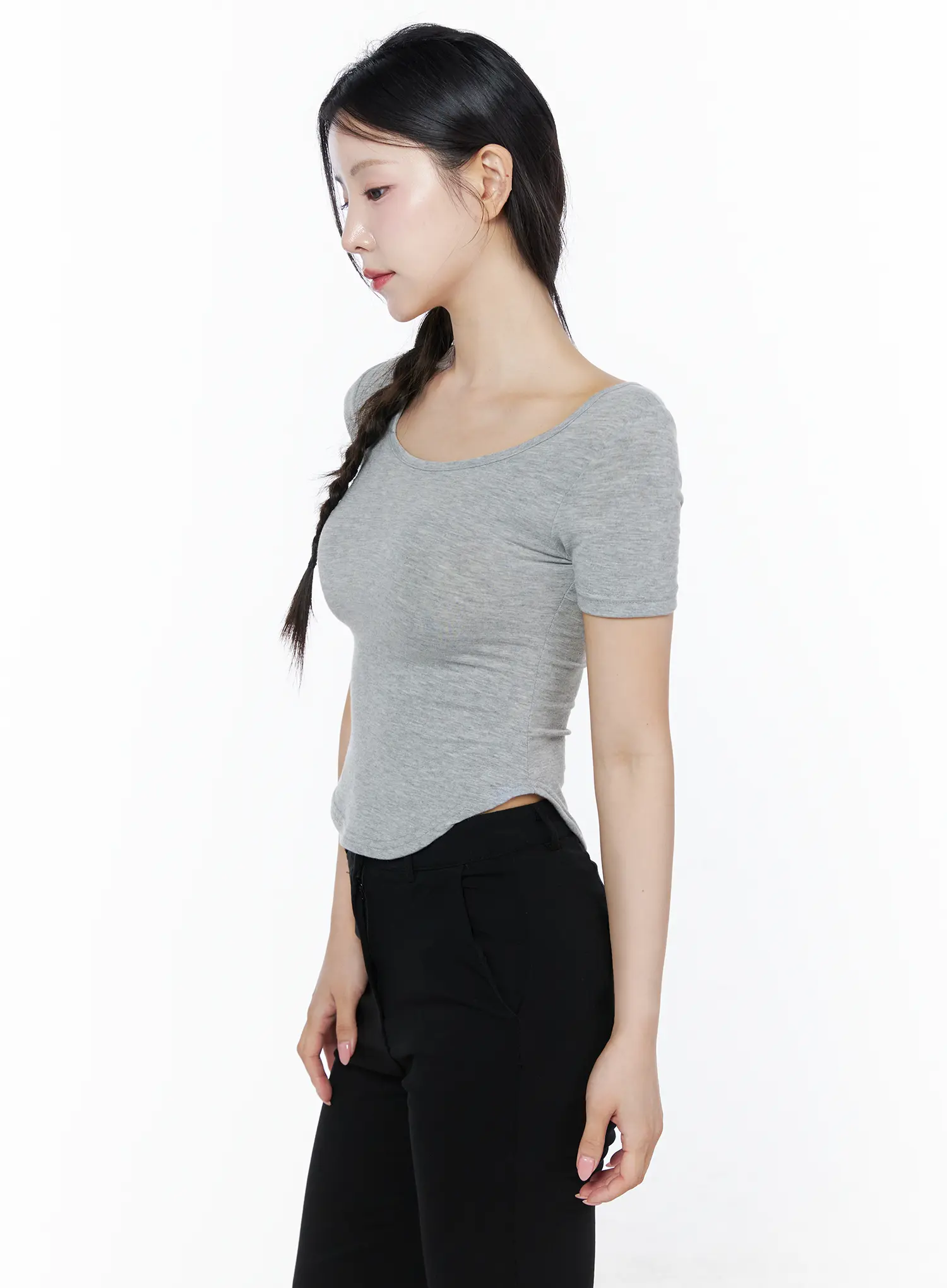 Basic U-Neck Tee IU525 - Image 14