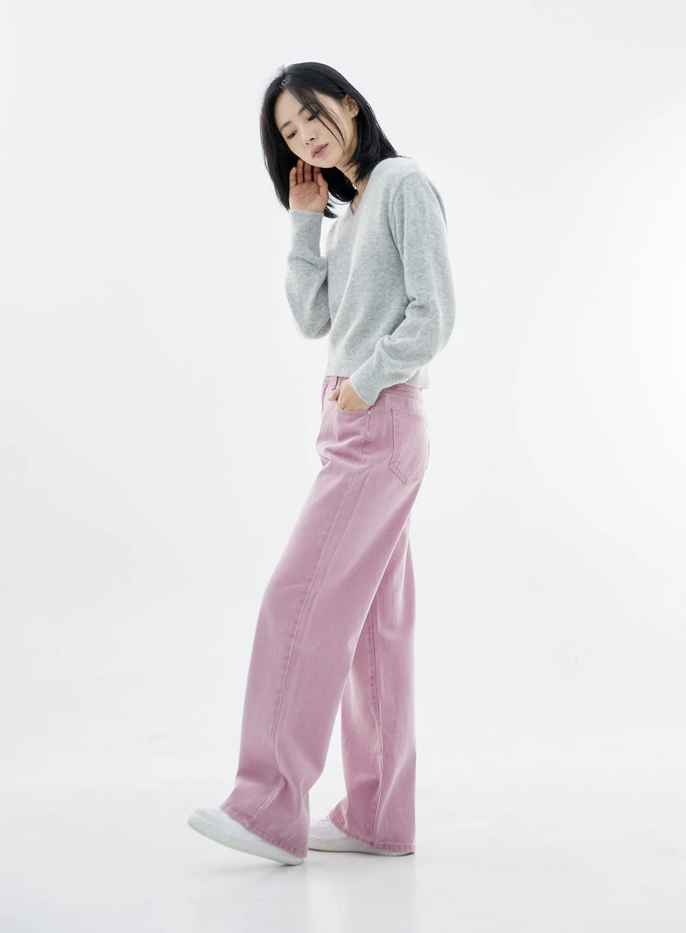 Basic V-Neck Midi Knit OO04 - Image 3