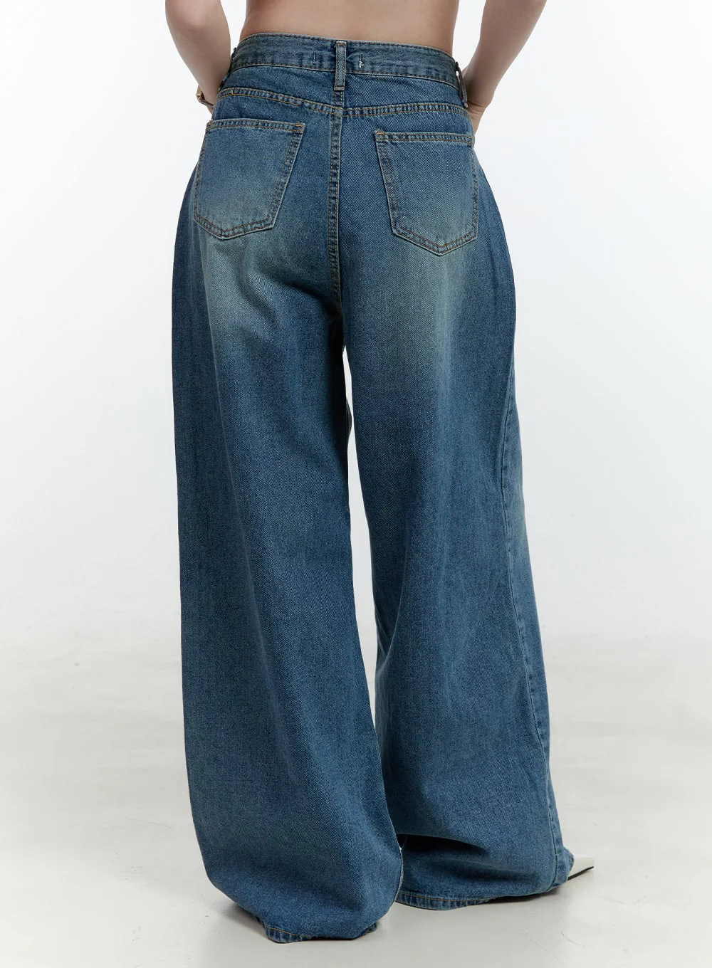 Becky Wide-Leg Jeans CF504 - Image 6