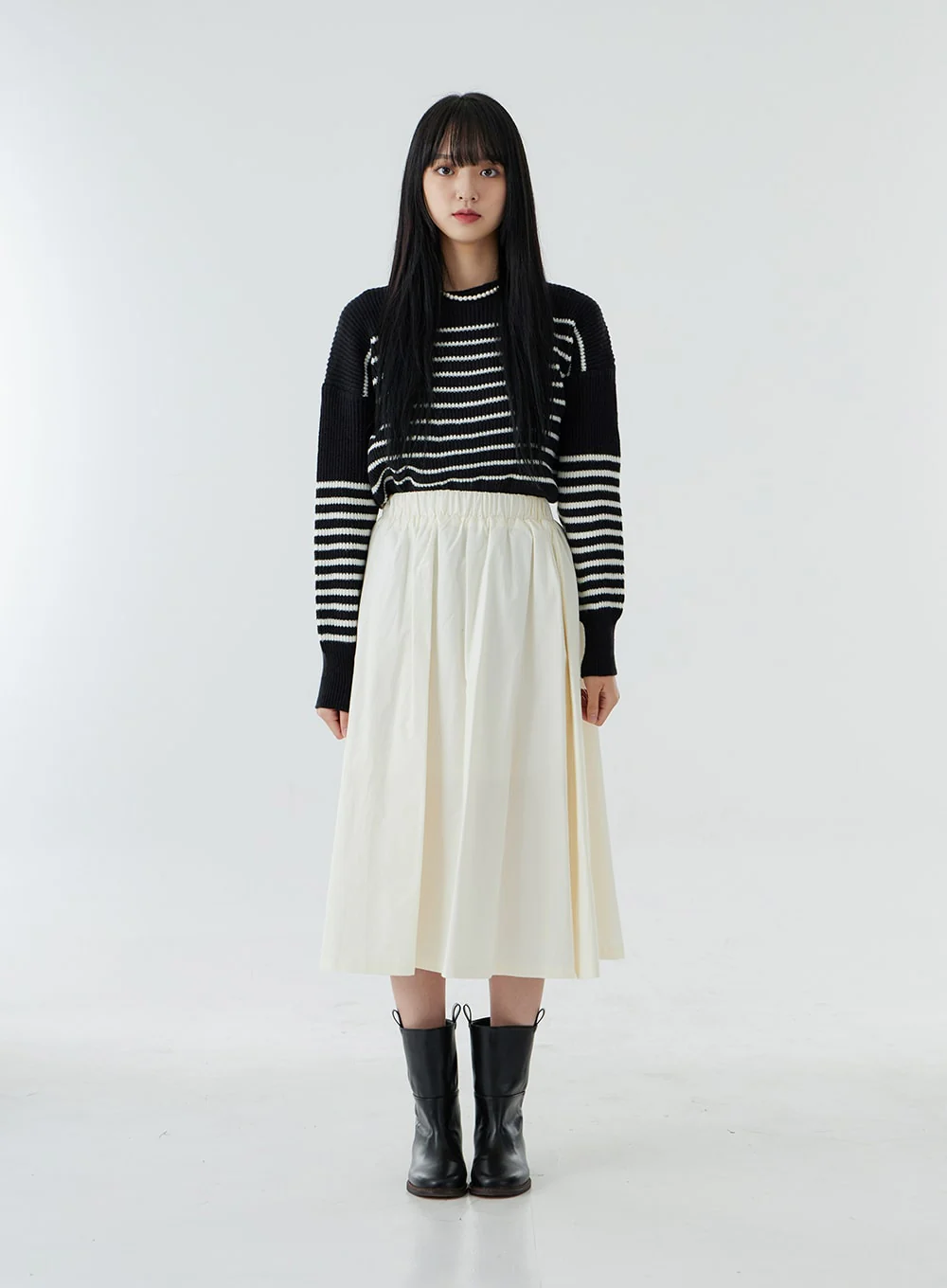 Bending Pleated Long Skirt OO19 - Image 9