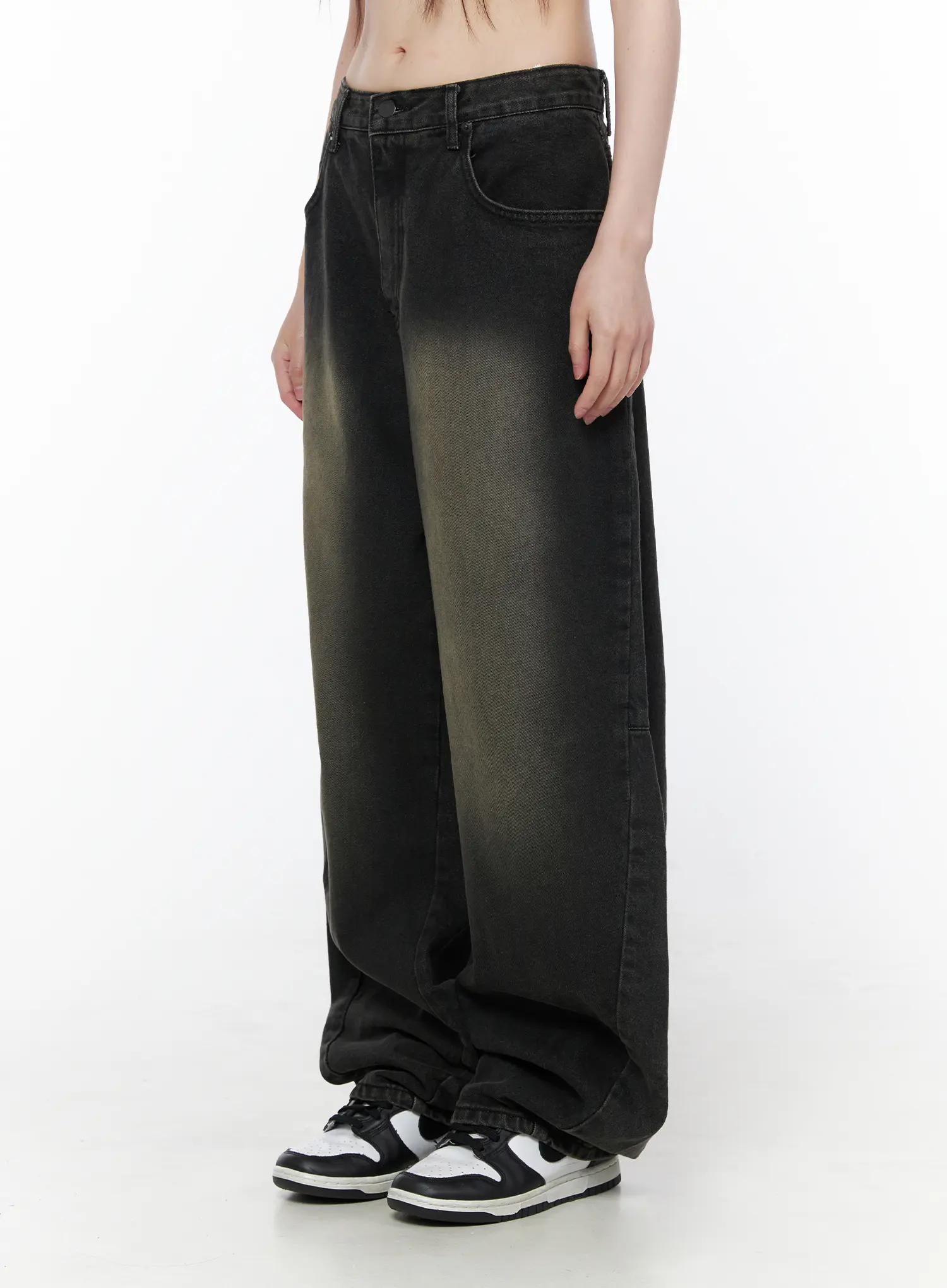 Bodie Vintage Wash Wide Leg Jeans CU519 - Image 10