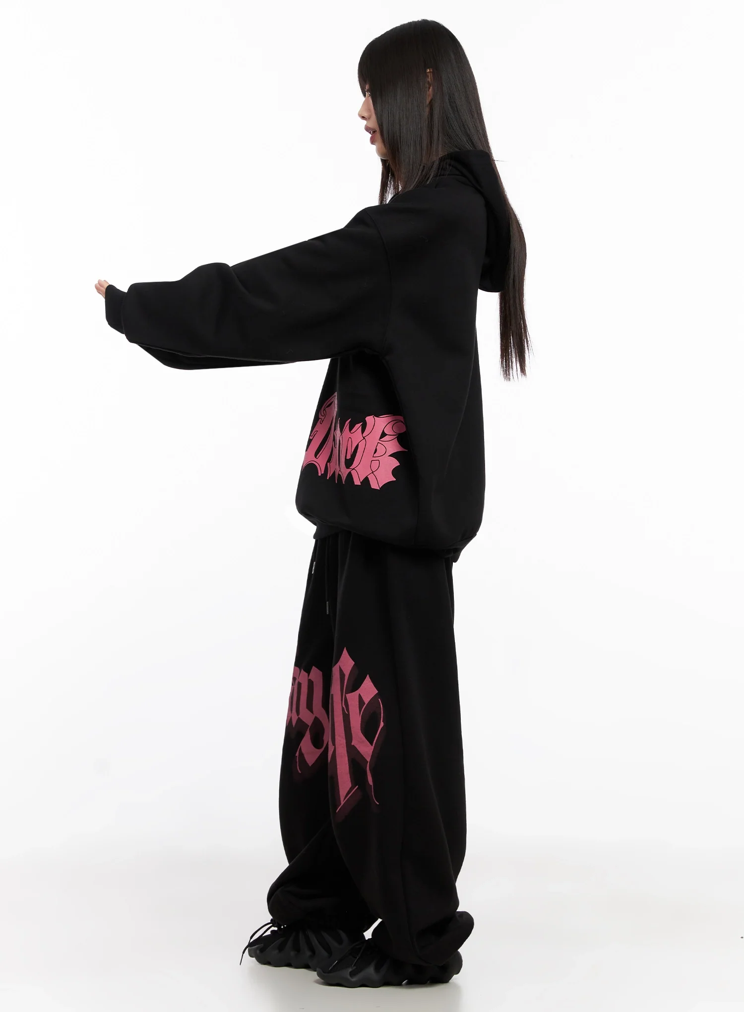 Bold Graphic Oversized Hoodie IN503 - Image 10