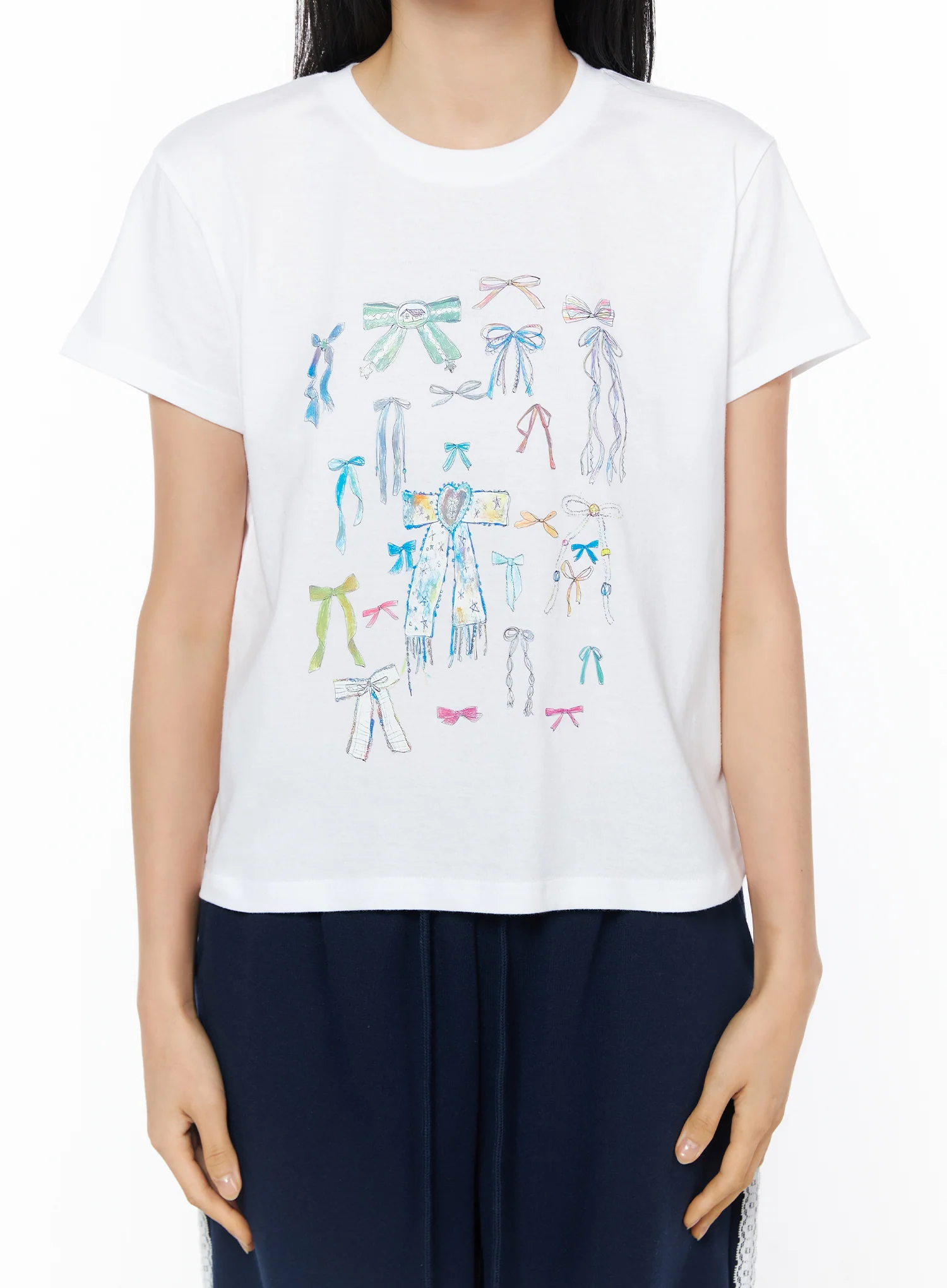 Bow Print Graphic Tee IU516 - Image 4