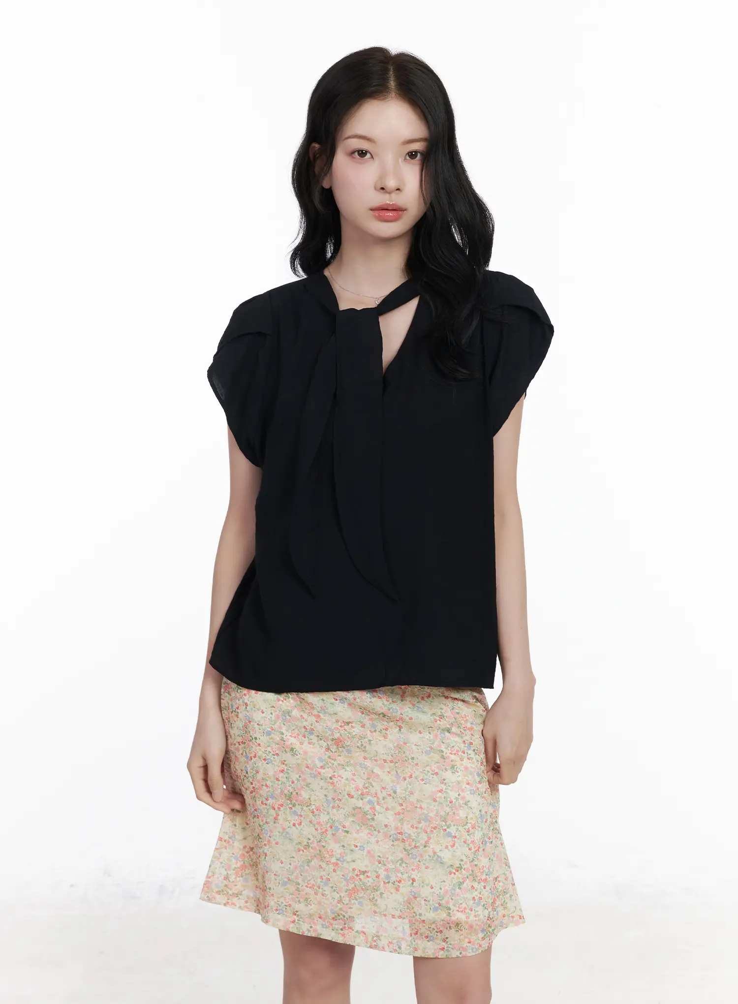 Bow Tie Short Sleeve Blouse CA509 - Image 2