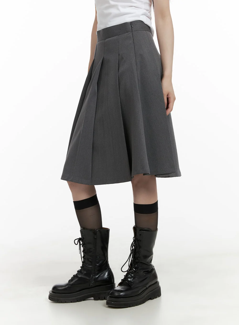Box Pleated Midi Skirt CA404 - Image 4