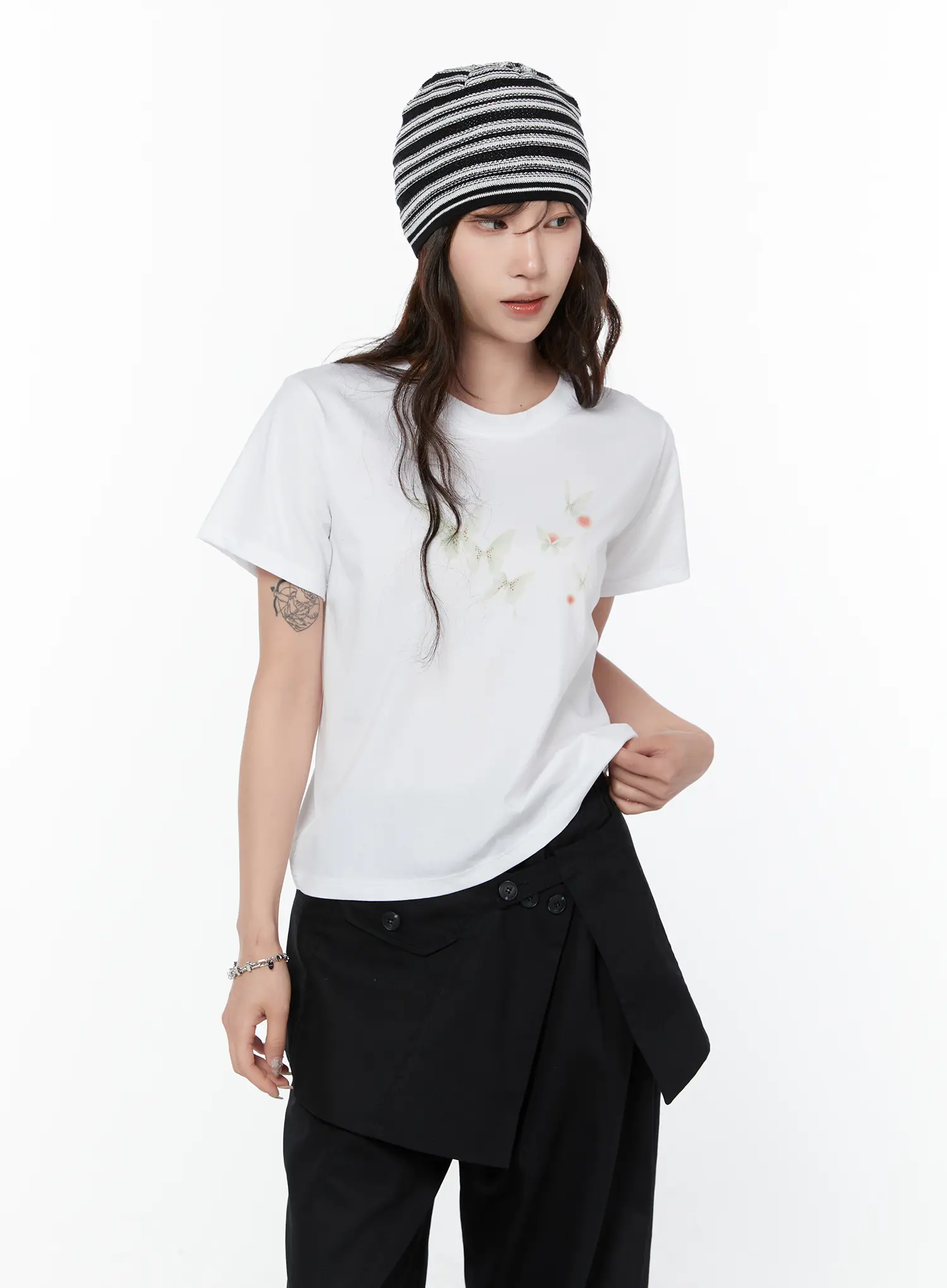 Butterfly Graphic Cropped T-Shirt CY514 - Image 8
