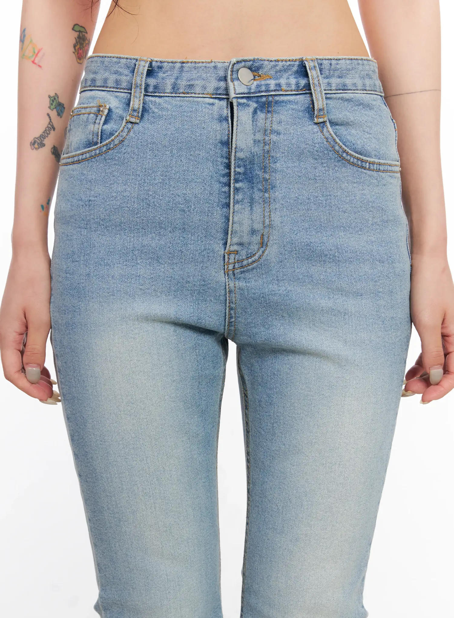 Byeol Washed Flare Denim Jeans CL525 - Image 4