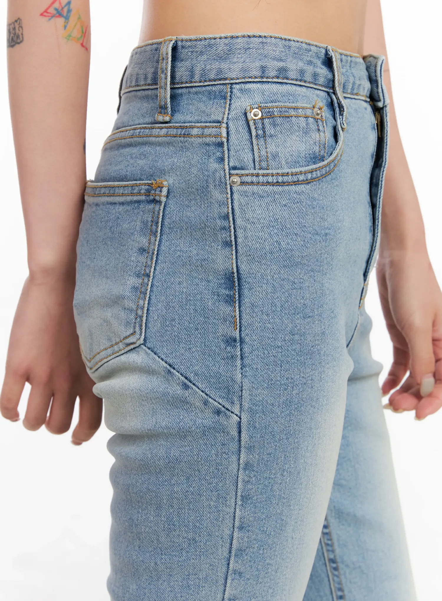 Byeol Washed Flare Denim Jeans CL525 - Image 9