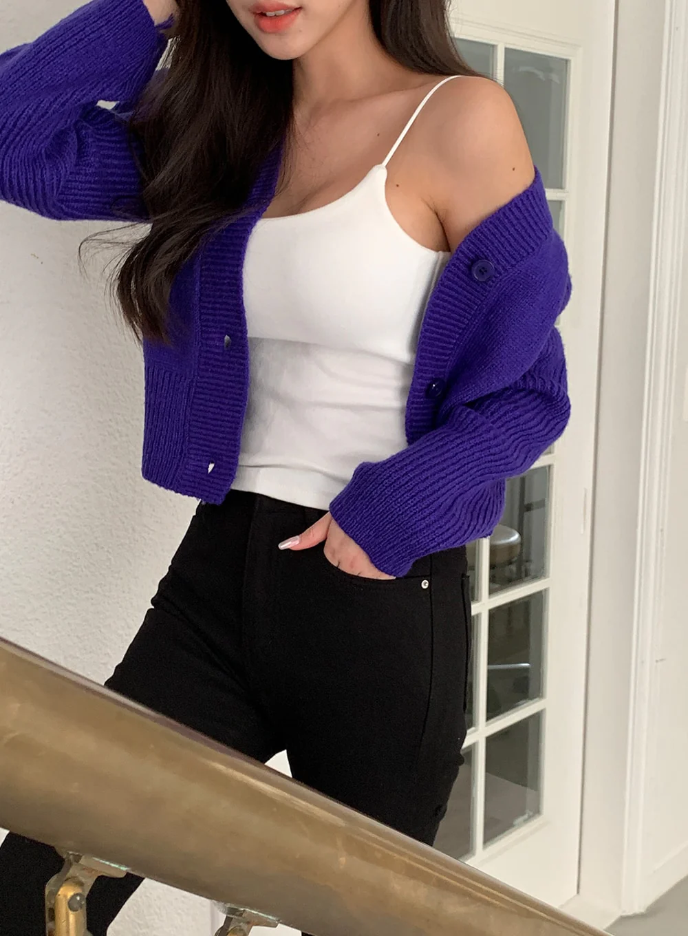Cable Knit Cropped Cardigan J31 - Image 4