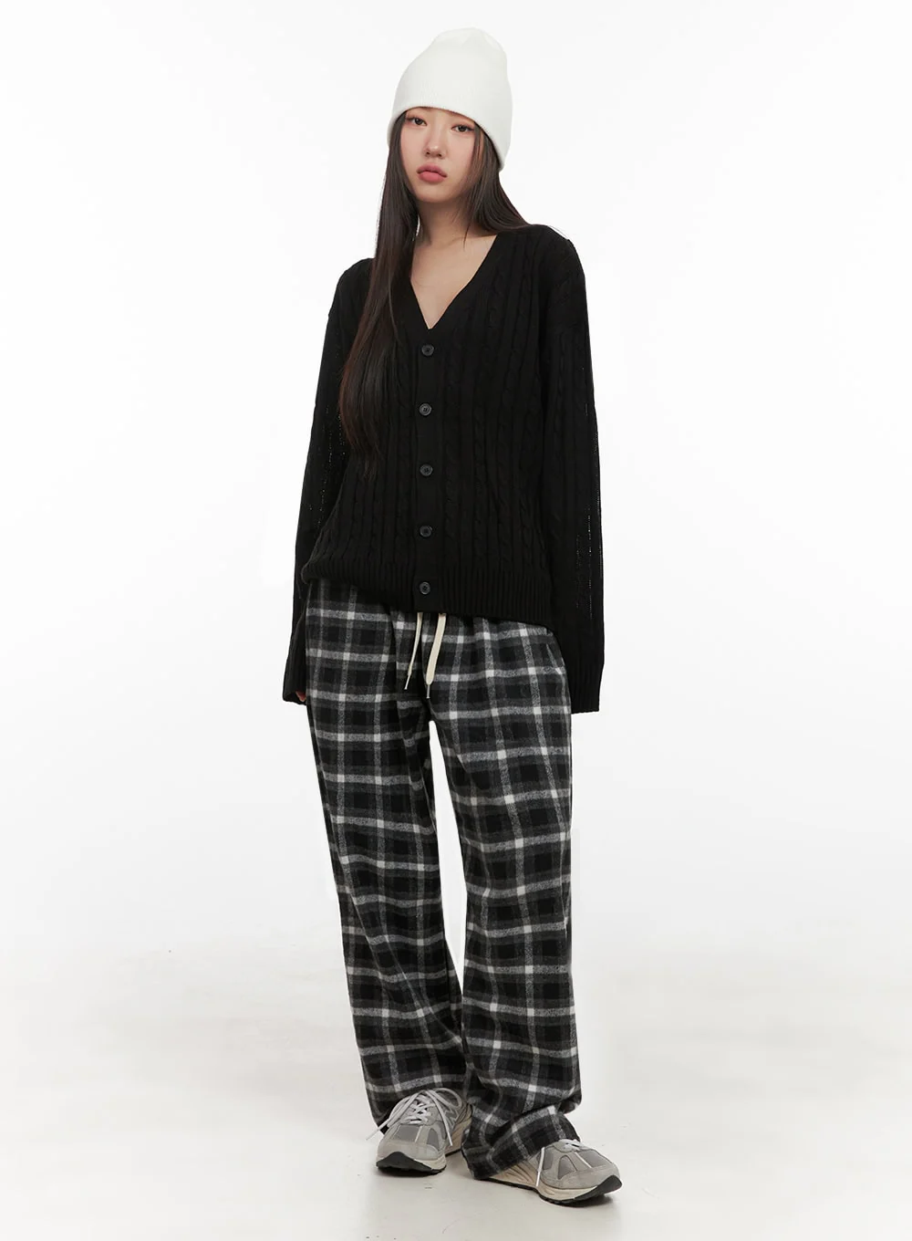Cable Knit Relaxed Fit Cardigan C7102 - Image 16