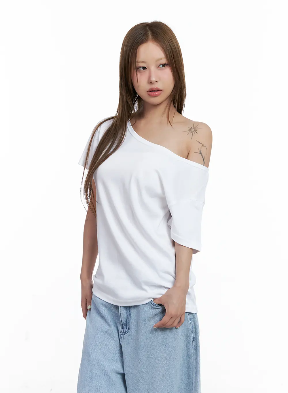 Casual Off-Shoulder Loose-Fit Tee CL511 - Image 10
