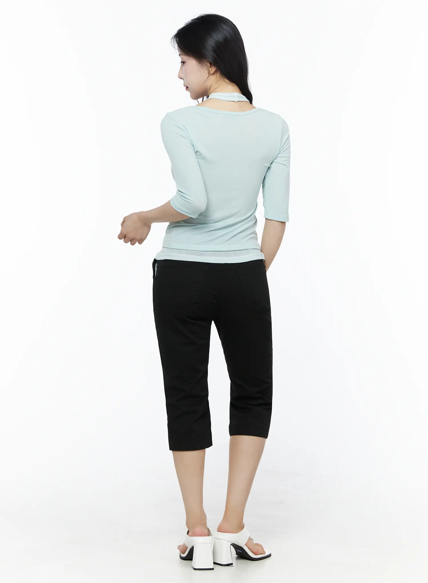 Casual Slim-Fit Capri Pants IU525 - Image 10