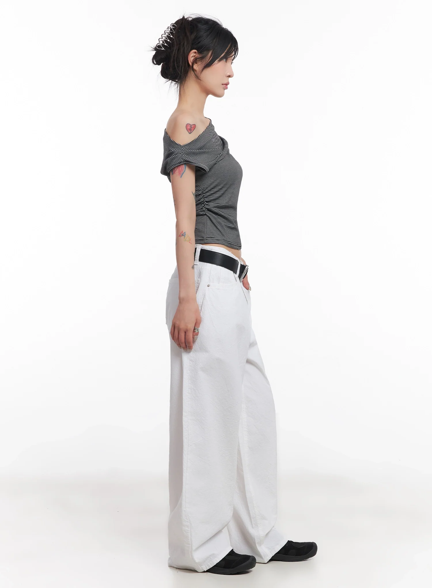 Chic Off-Shoulder Striped Tee IC503 - Image 12