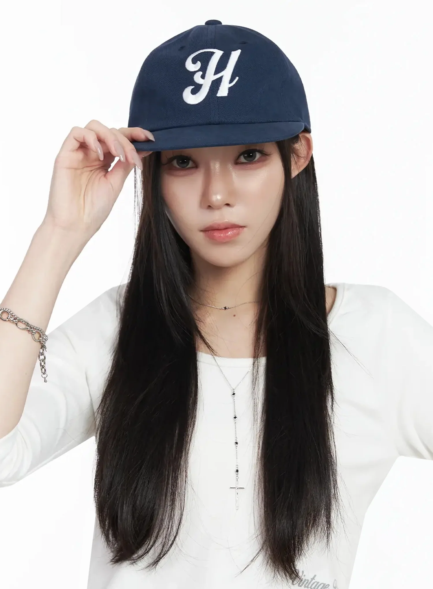 Classic H Letter Cap IJ528