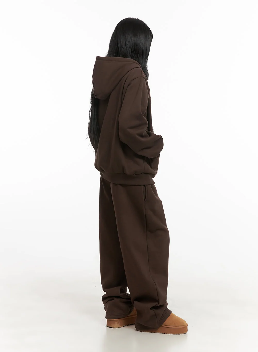Comfy Patch Wide-Fit Sweatpants CD404 - Image 3
