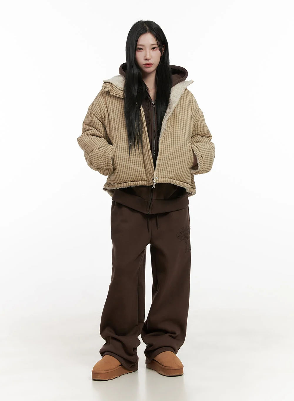 Comfy Patch Wide-Fit Sweatpants CD404 - Image 5