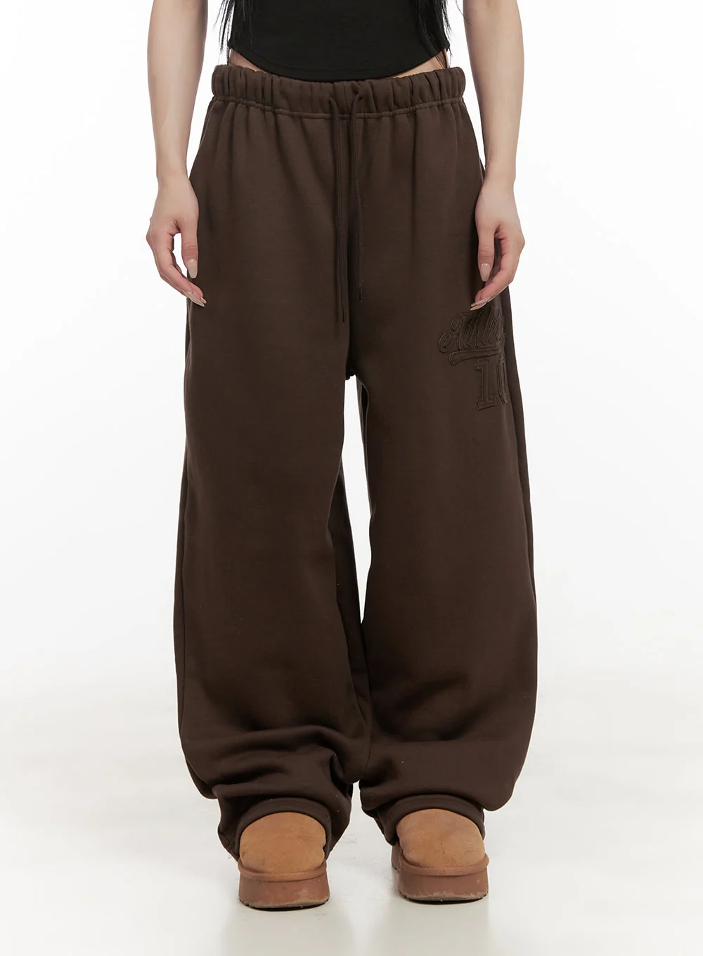 Comfy Patch Wide-Fit Sweatpants CD404 - Image 9