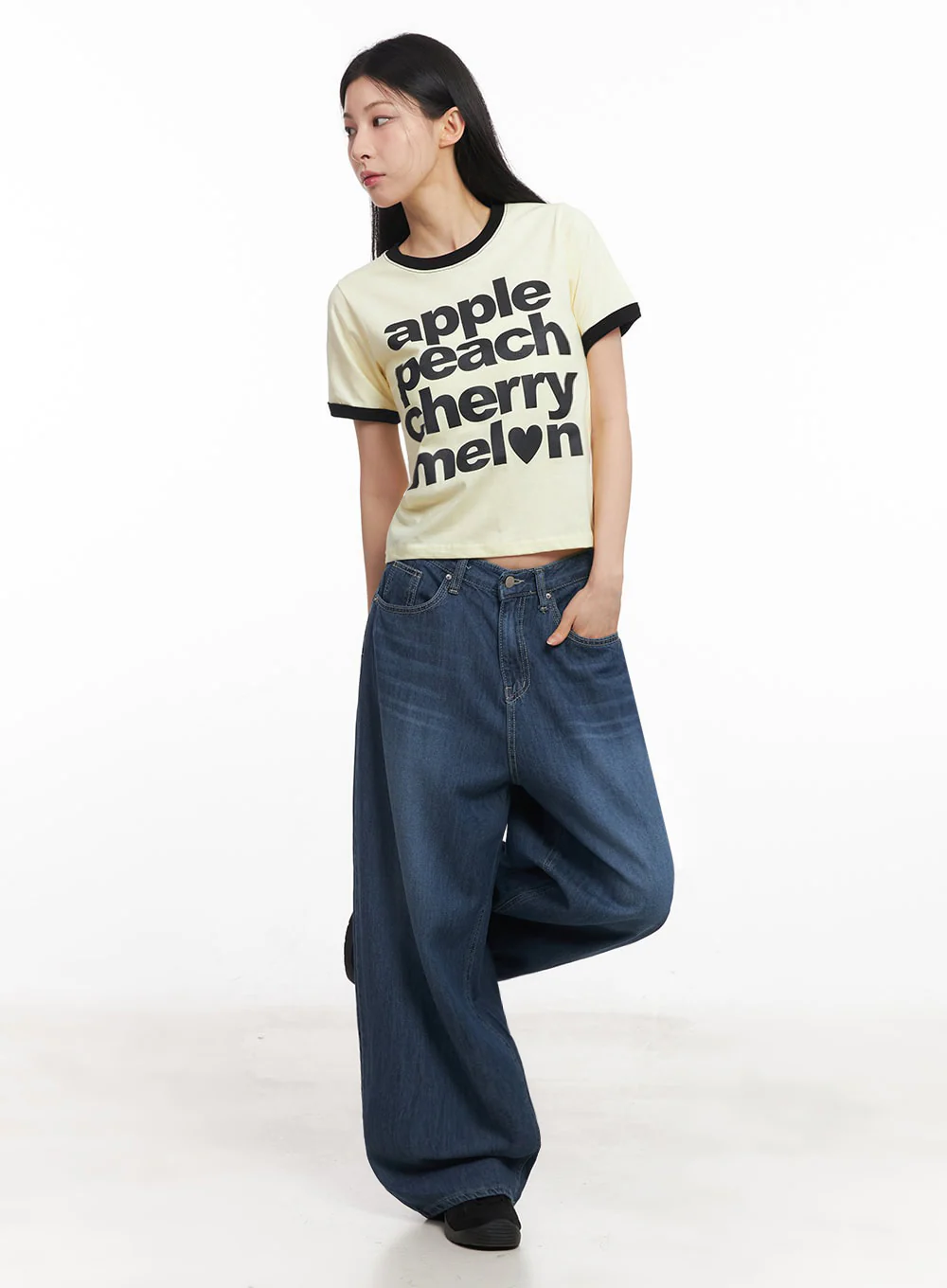 Contrast Graphic Crop Top IY529 - Image 2