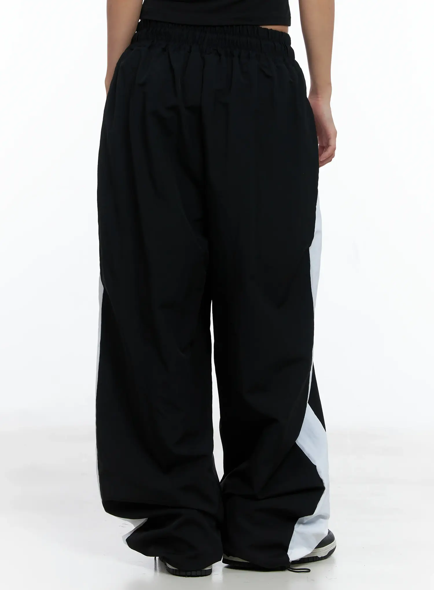 Contrast Stripe Nylon Track pants CS505 - Image 4