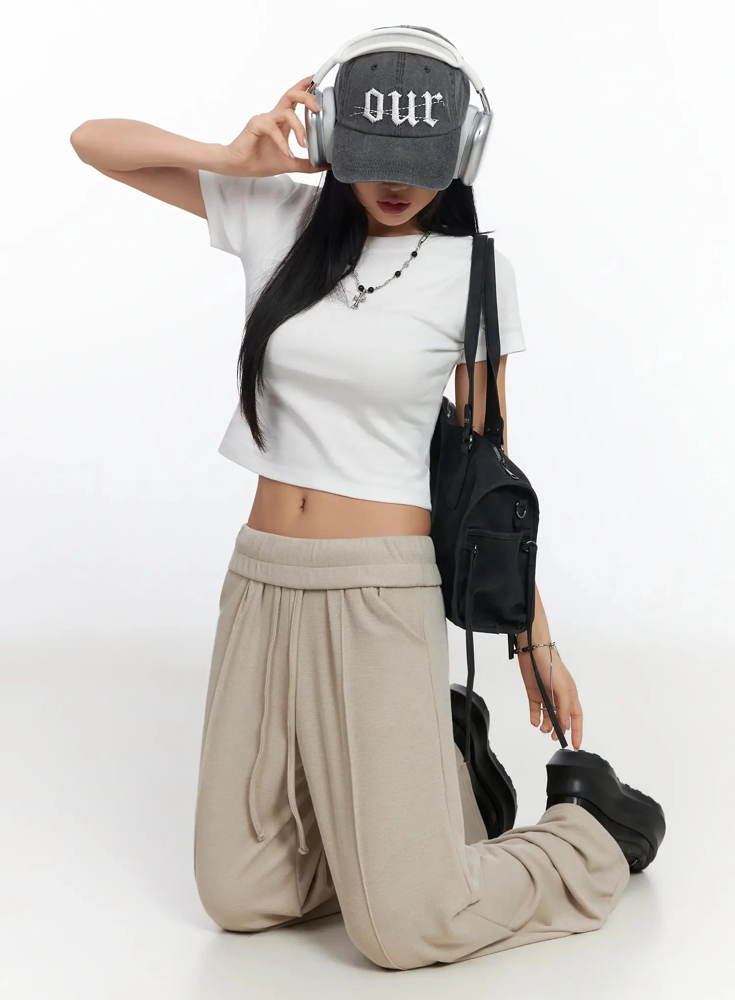 Cropped Slim-Fit Tee IA507
