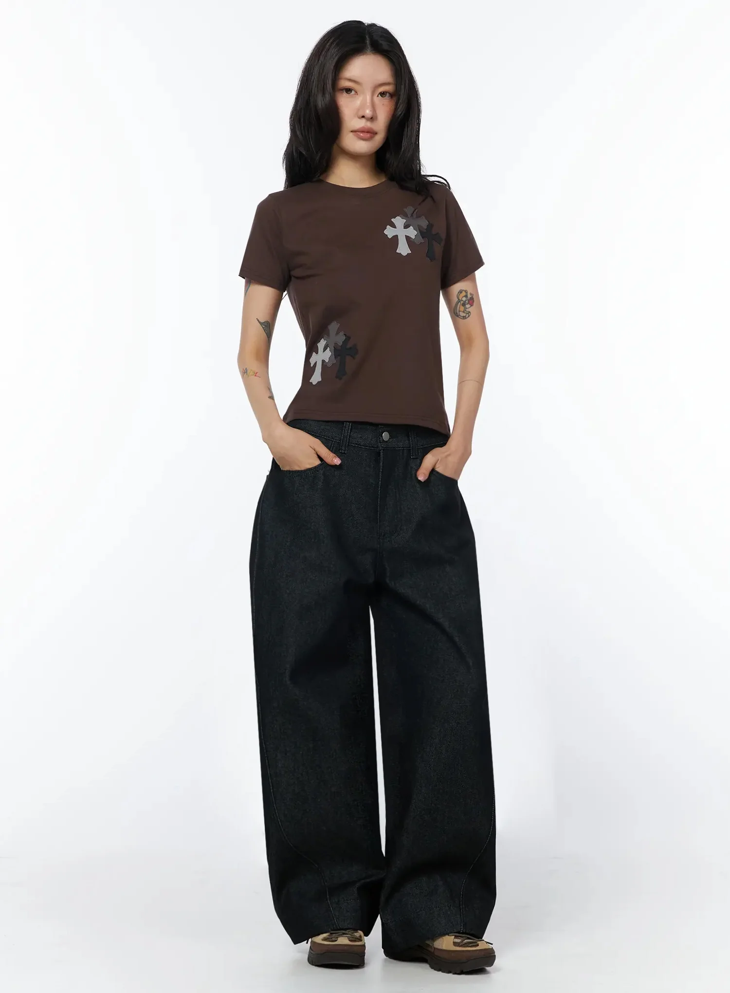 Cross Embroidered T-Shirt IU508 - Image 8
