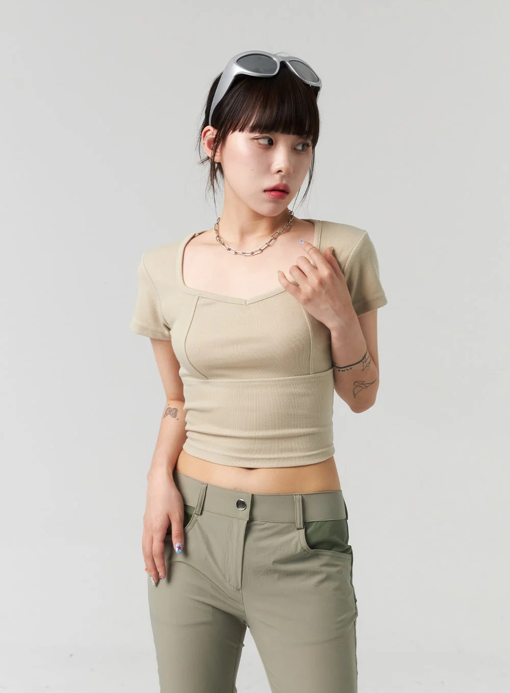 Cut Out Back Tee CL317 - Image 5