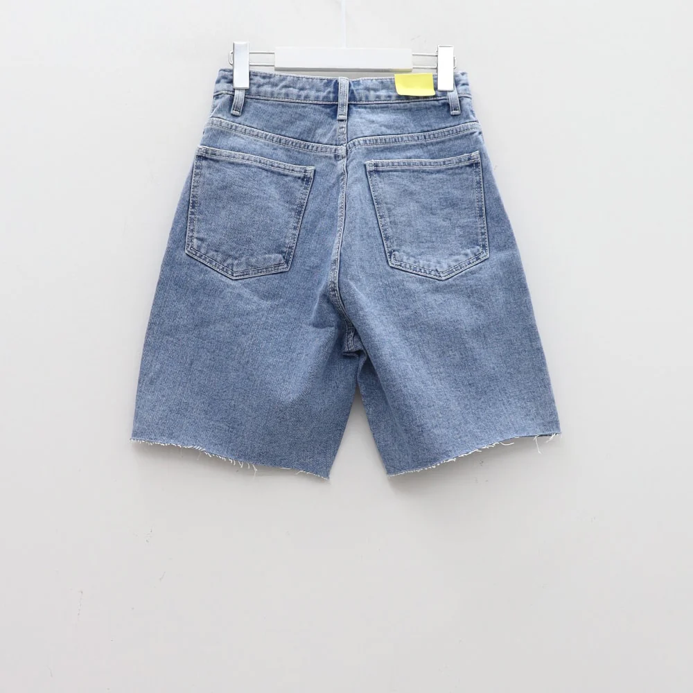 Denim Bermuda Shorts CM18 - Image 19