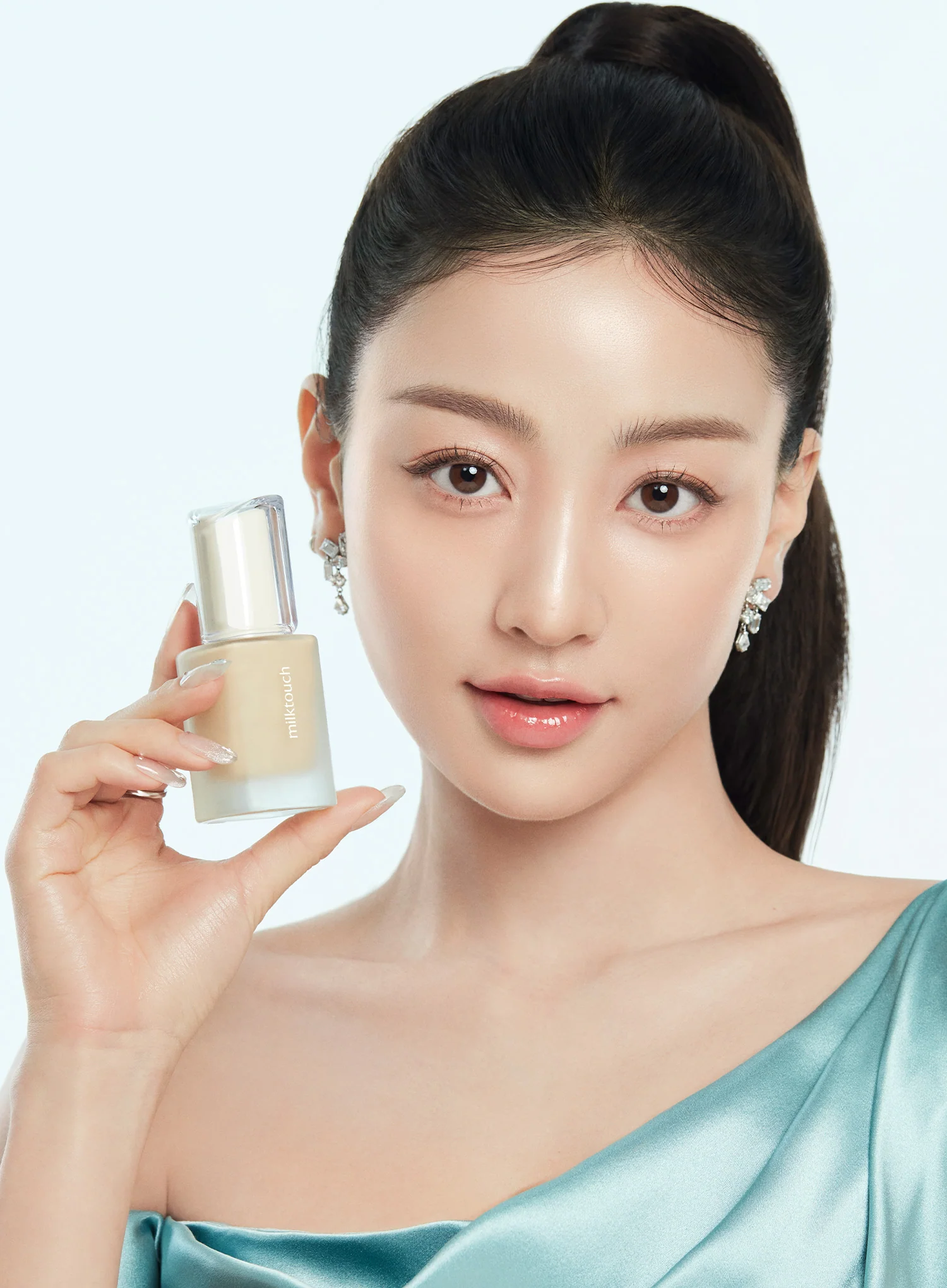 Dewy Glass Skin Foundation (30ml) - Image 2