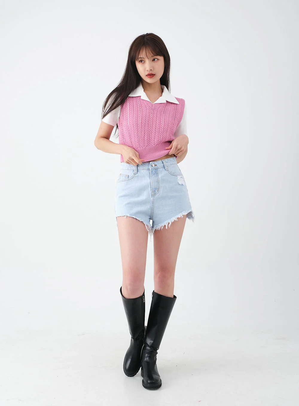 Distressed Raw Hem Denim Shorts CA27 - Image 15