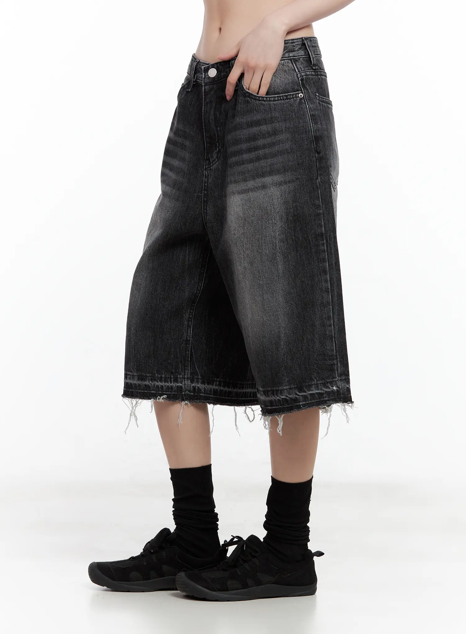 Distressed Washed Denim Jorts CU530 - Image 5