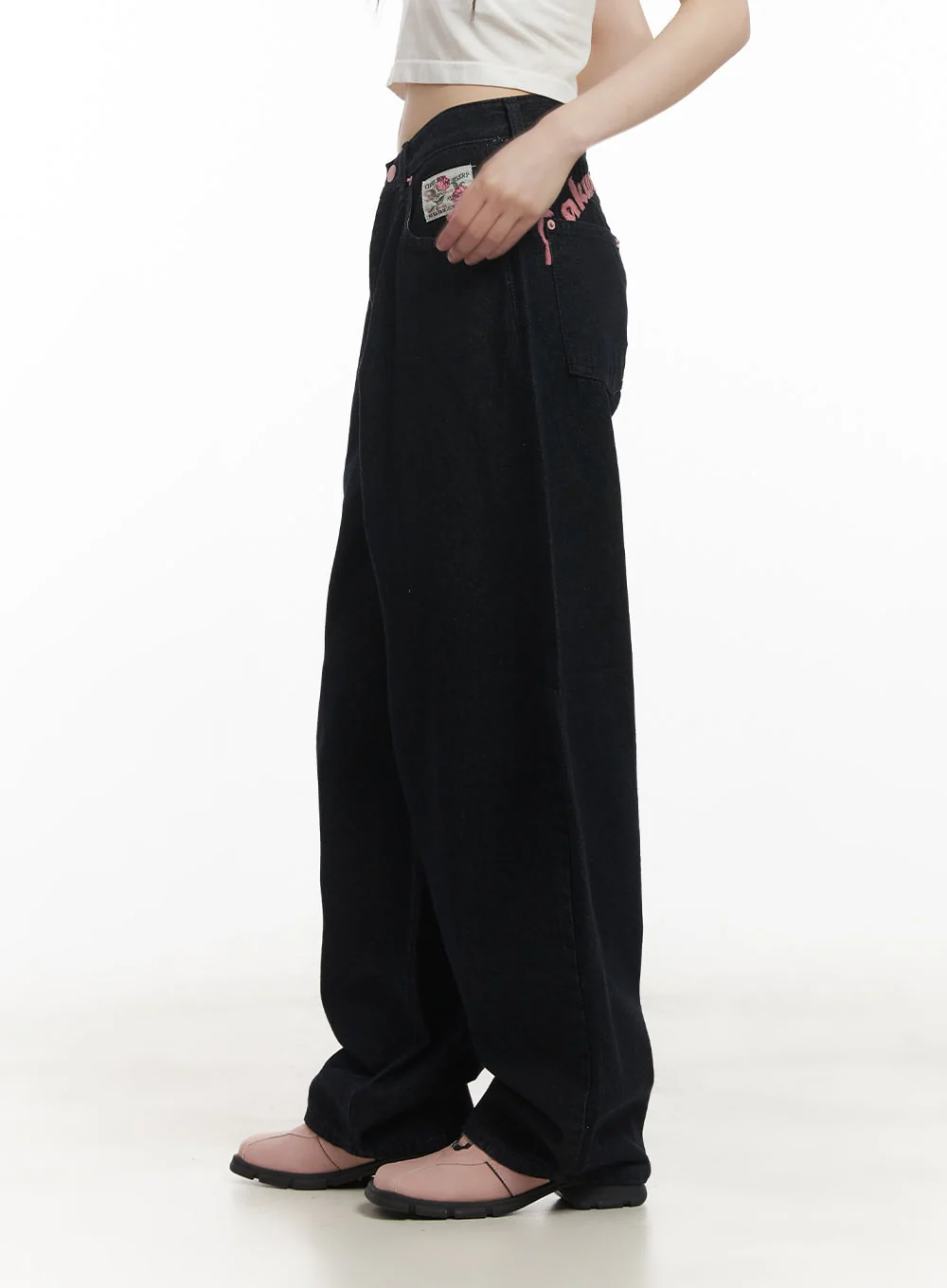 Dory Embroidered Baggy Jeans CF518 - Image 5