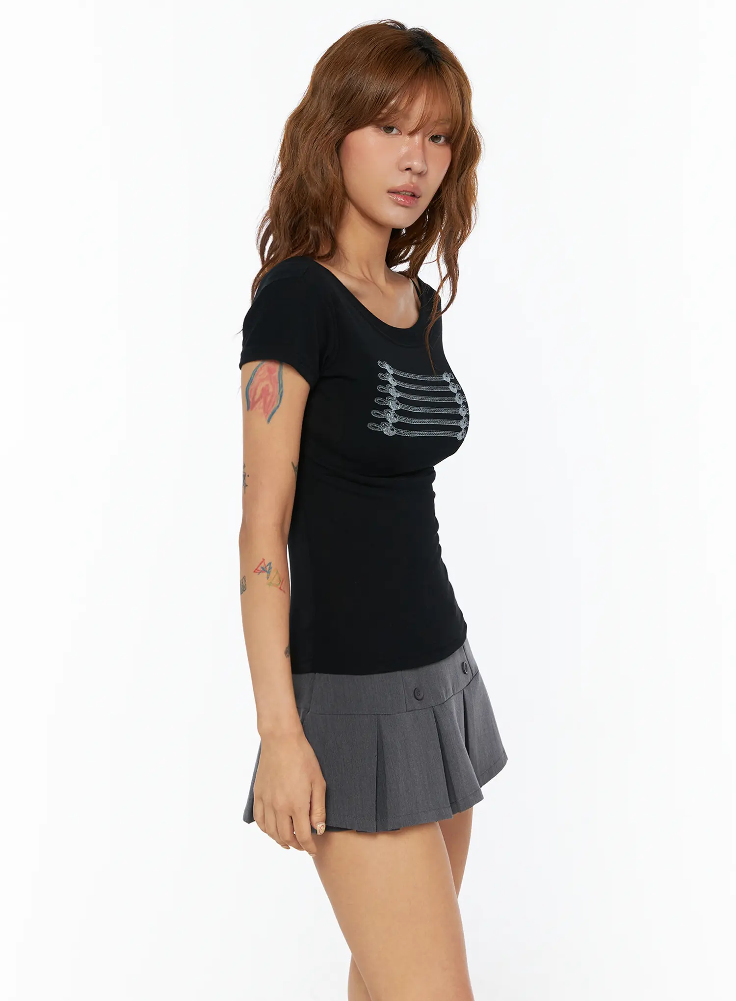 Edgy Rope Graphic Top CU518 - Image 8