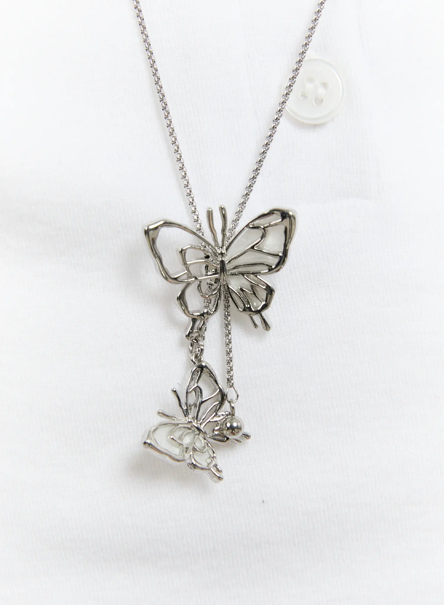 Elegant Butterfly Pendant Necklace CM505