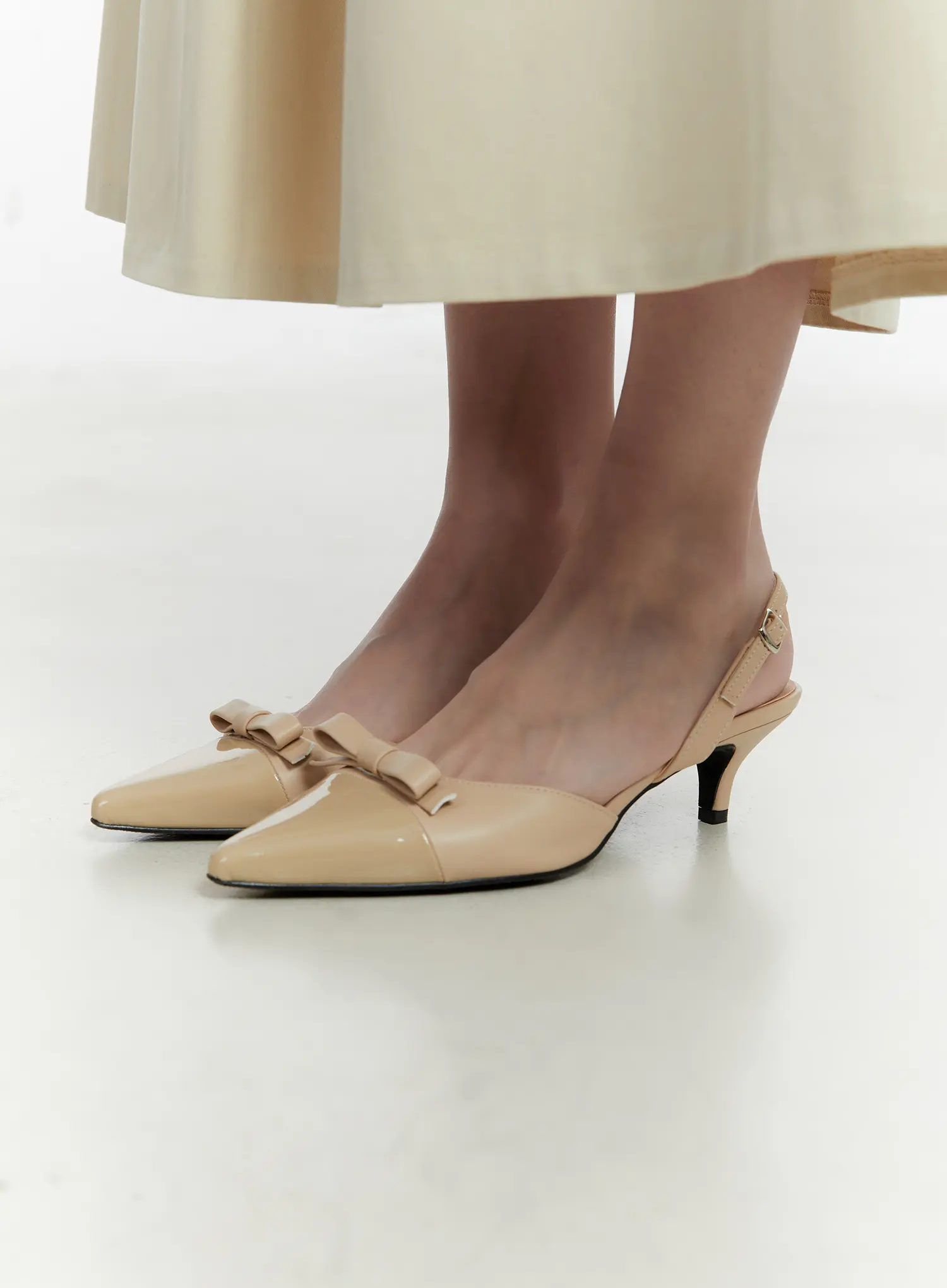 Elegant Pointed Stiletto Heels F502 - Image 4