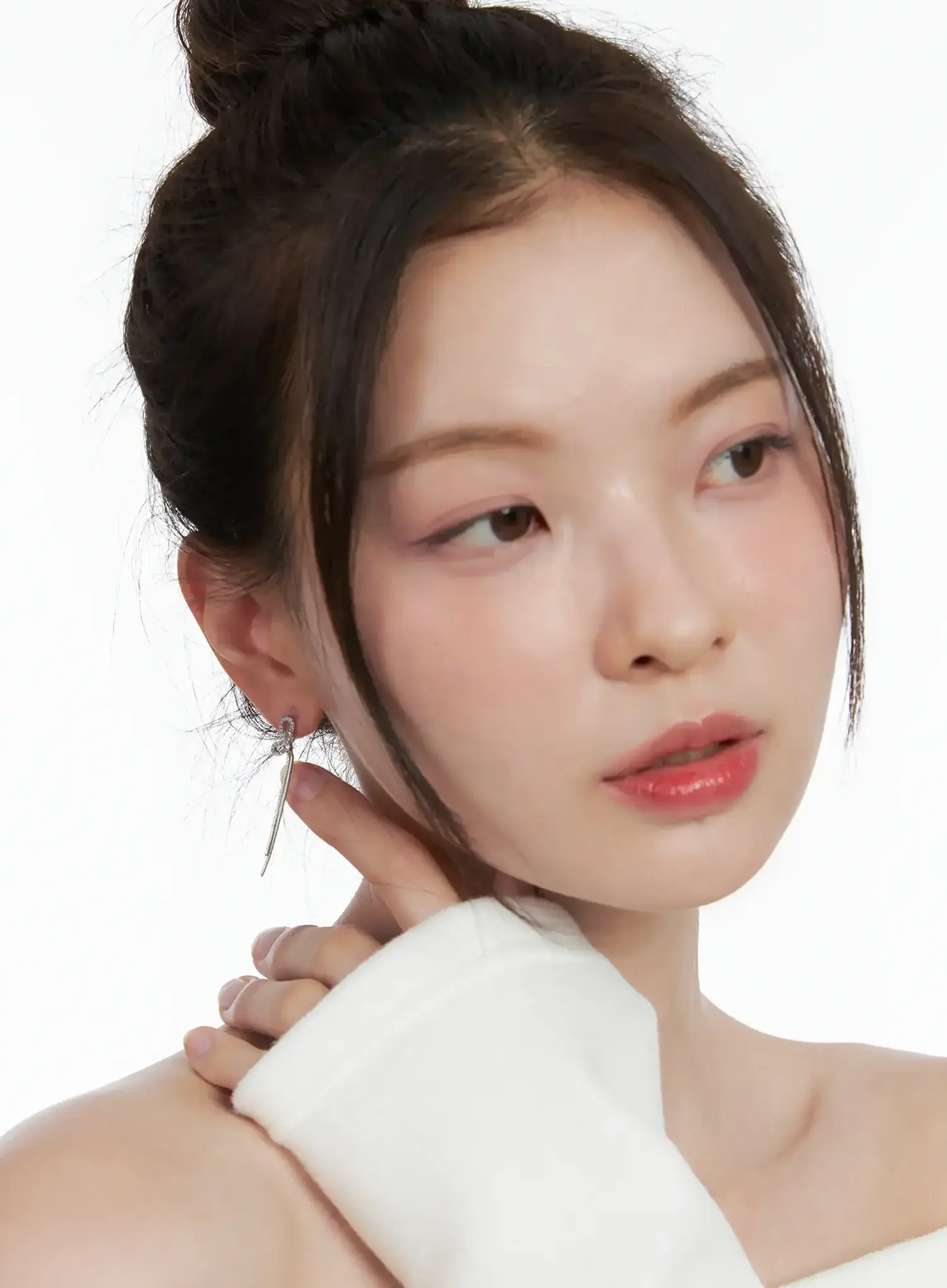 Elegant Wing Drop Earrings IN510 - Image 3