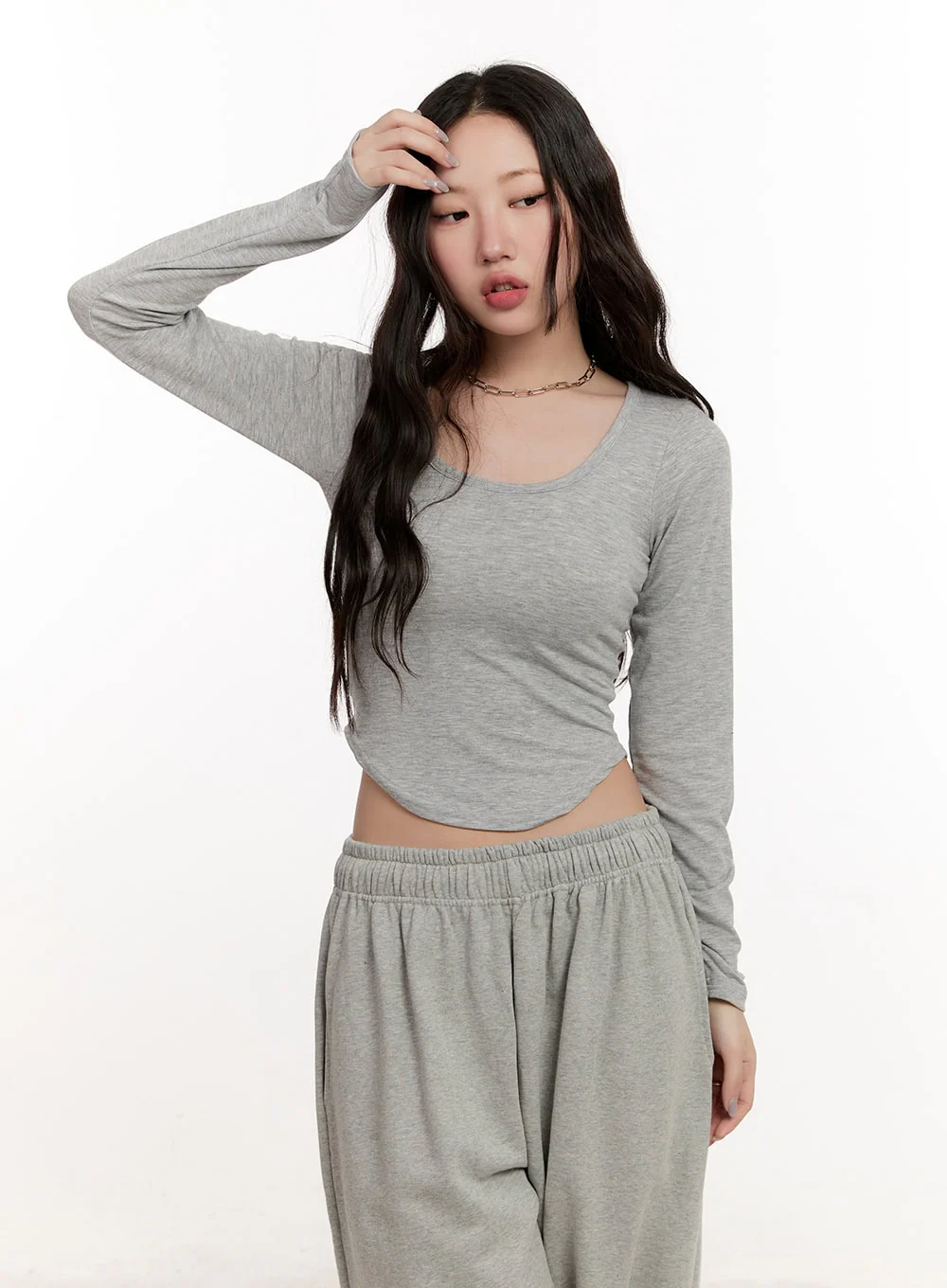 Essential Cropped Long Sleeve Top CM507 - Image 10