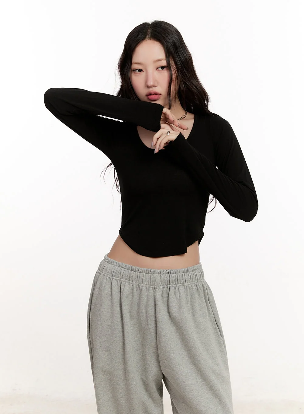 Essential Cropped Long Sleeve Top CM507 - Image 11